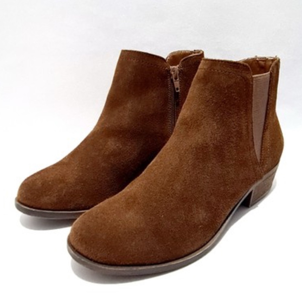 Kensie Rich Brown Suede Ankle Booties